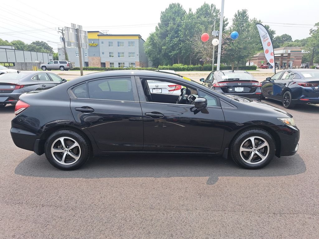 Used 2015 Black Honda SE image 13