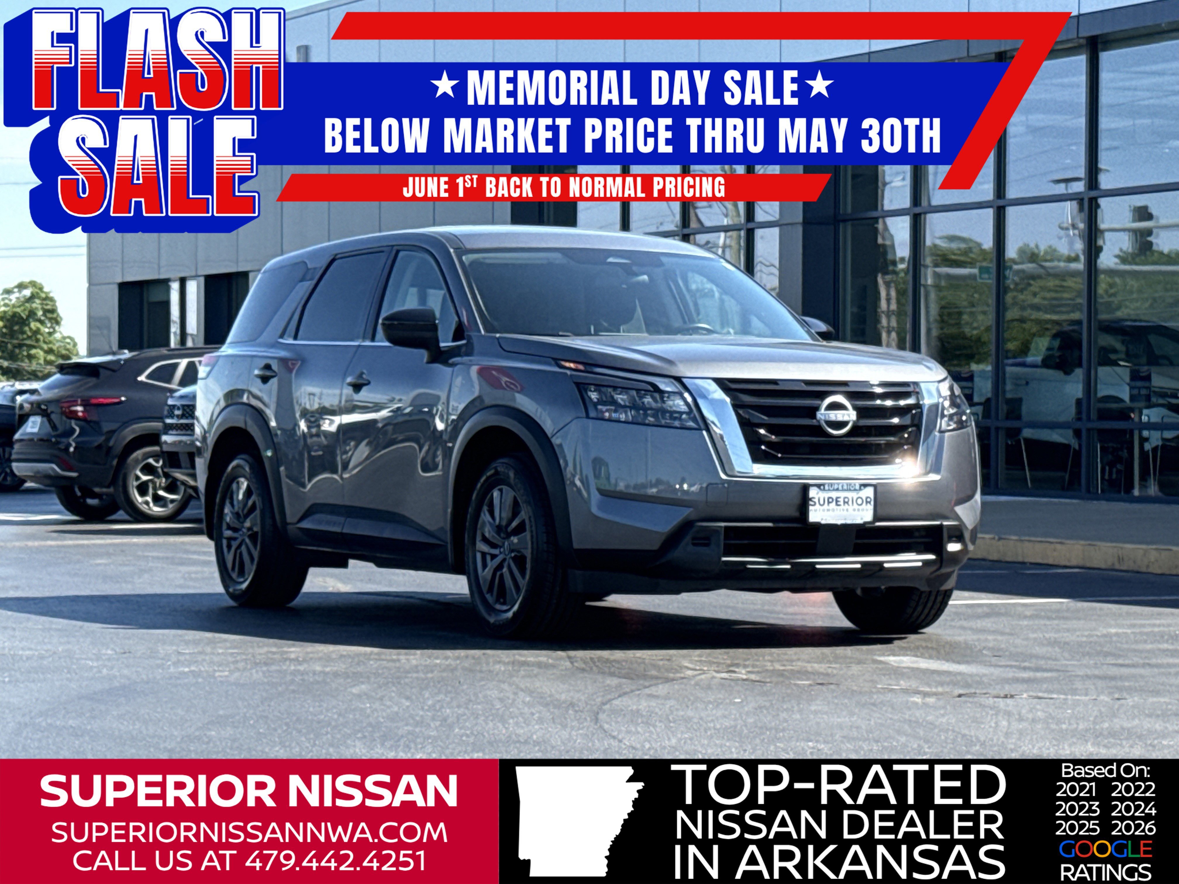 2024 Nissan Pathfinder S 2WD's photo