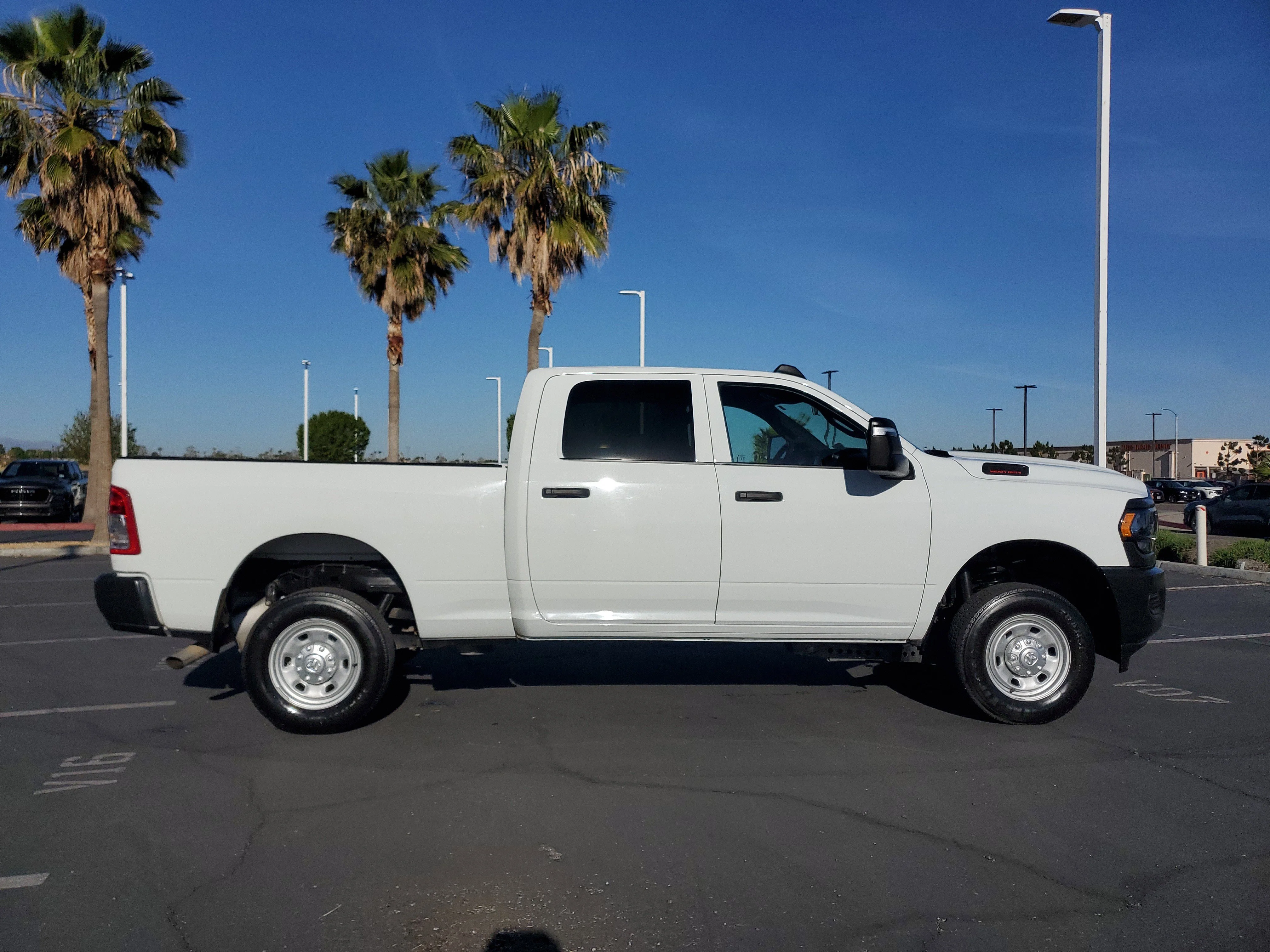 3C6UR5CJ6RG392944