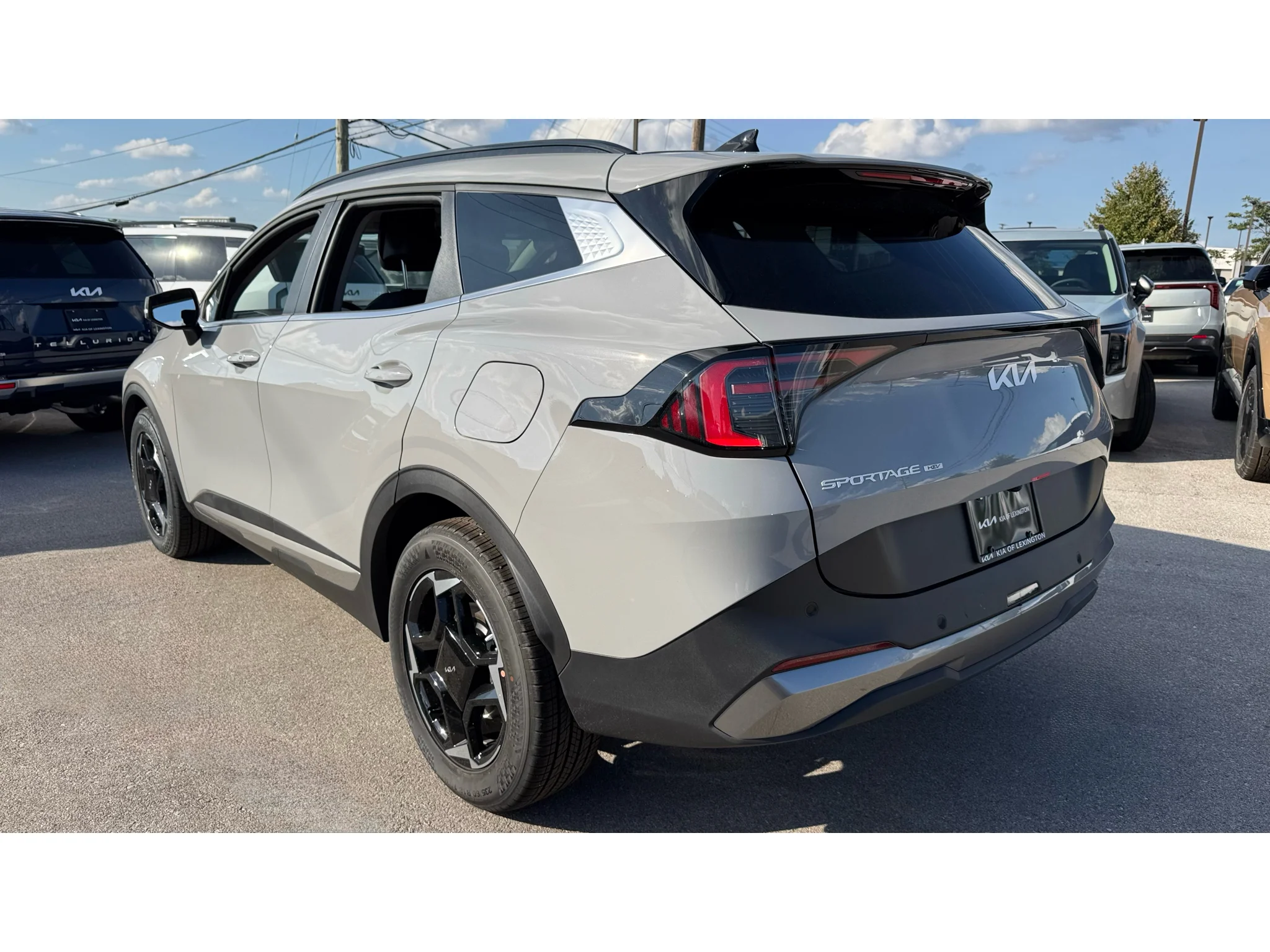 New 2027 Wolf Gray Kia EX image 27