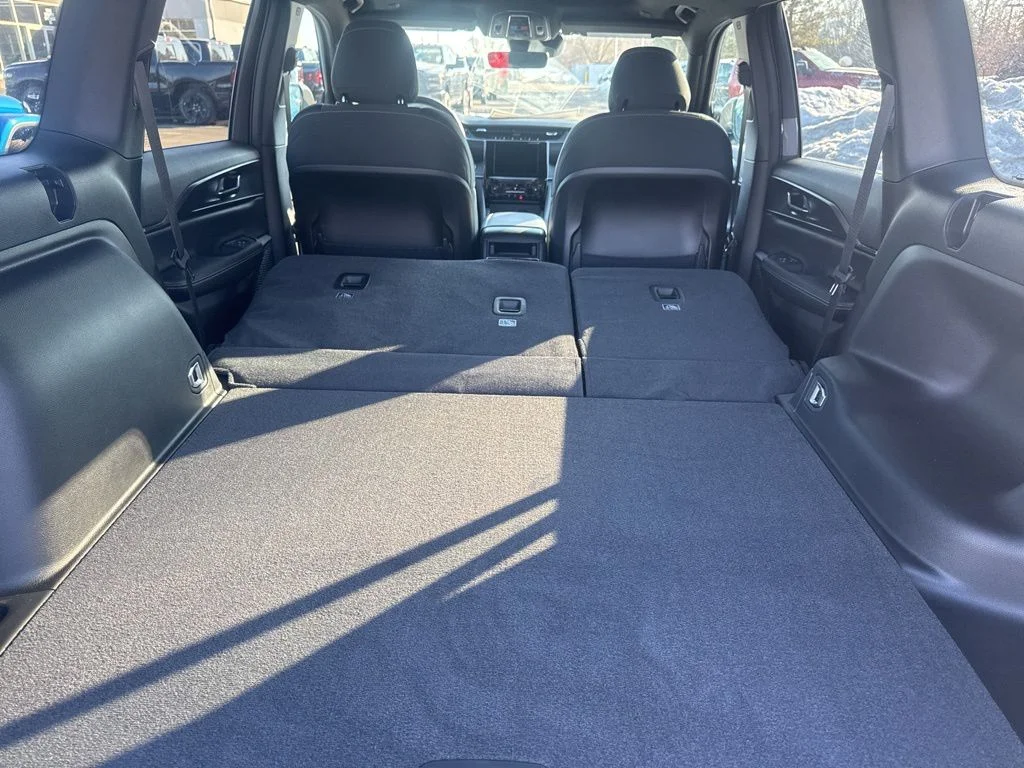 New 2026 Baltic Gray Metallic Clearcoat Jeep Laredo X image 51