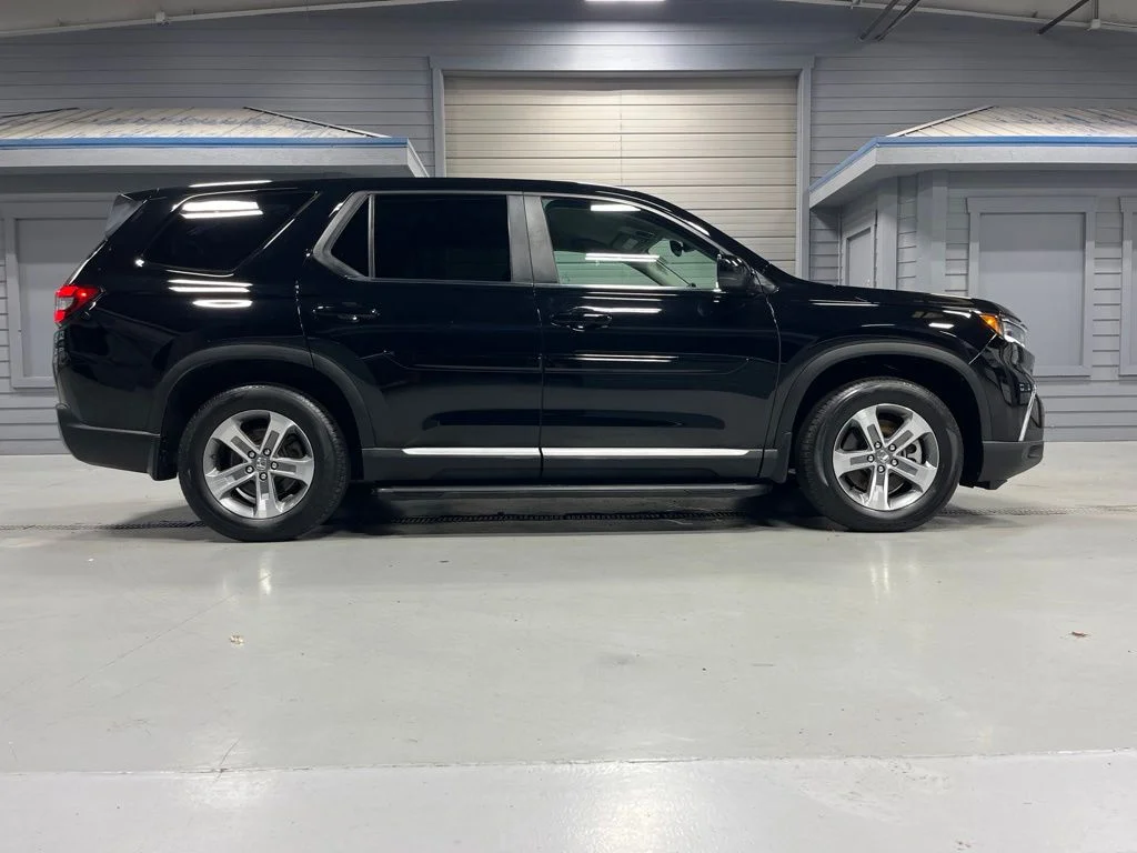 2024 Honda Pilot EX-L - Photo 8