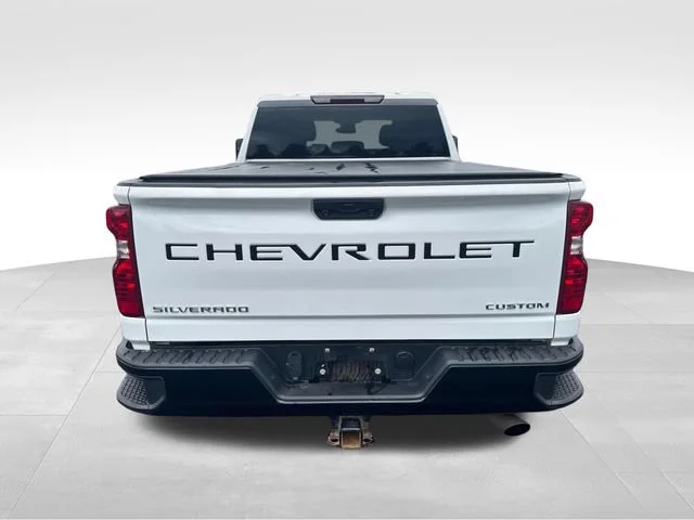 Used 2024 Summit White Chevrolet Custom image 4