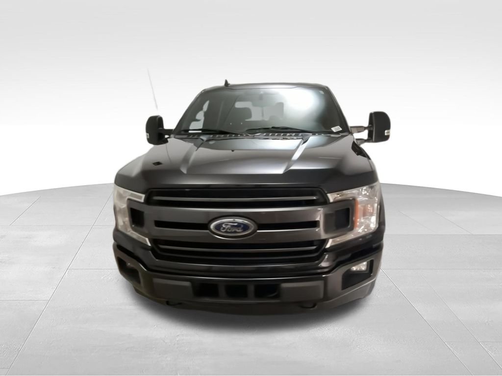 Used 2020 Black Ford XLT image 4