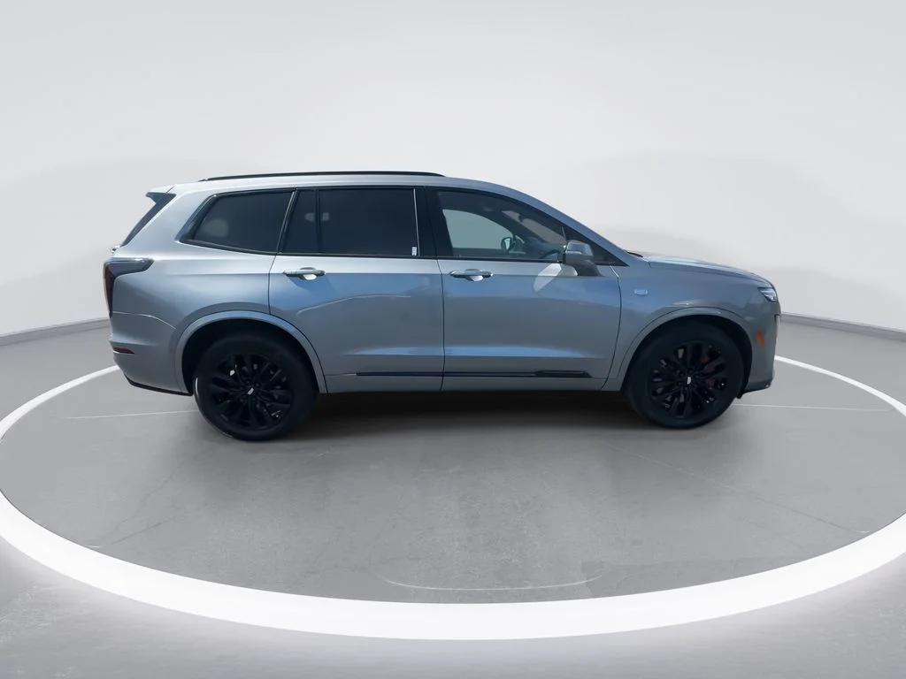 Used 2024 Silver Cadillac Sport image 9