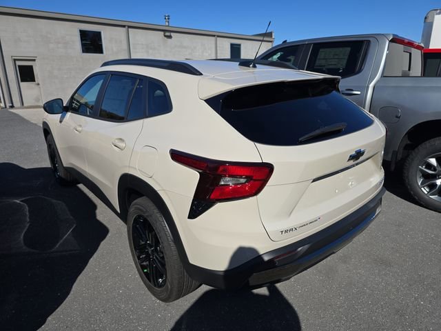 2026 Chevrolet Trax ACTIV photo 2