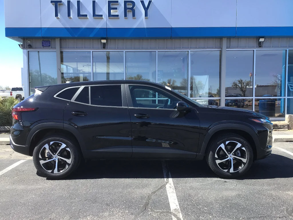 2026 Chevrolet Trax 1RS's photo