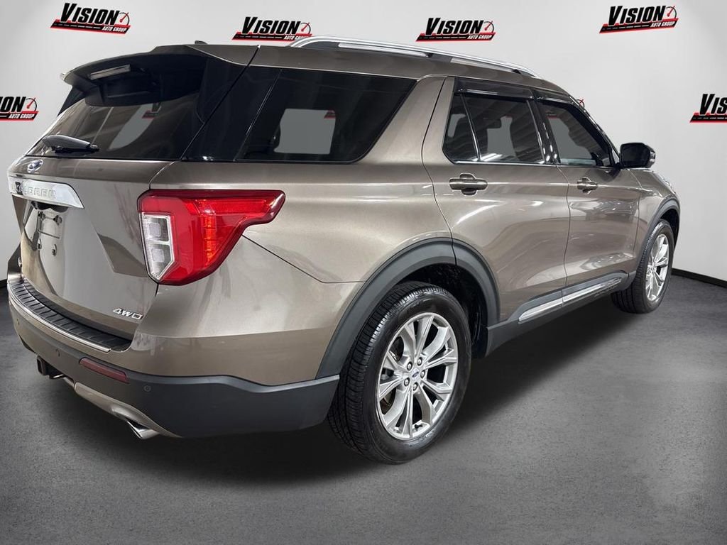 Used 2021 Gray Ford Limited image 5