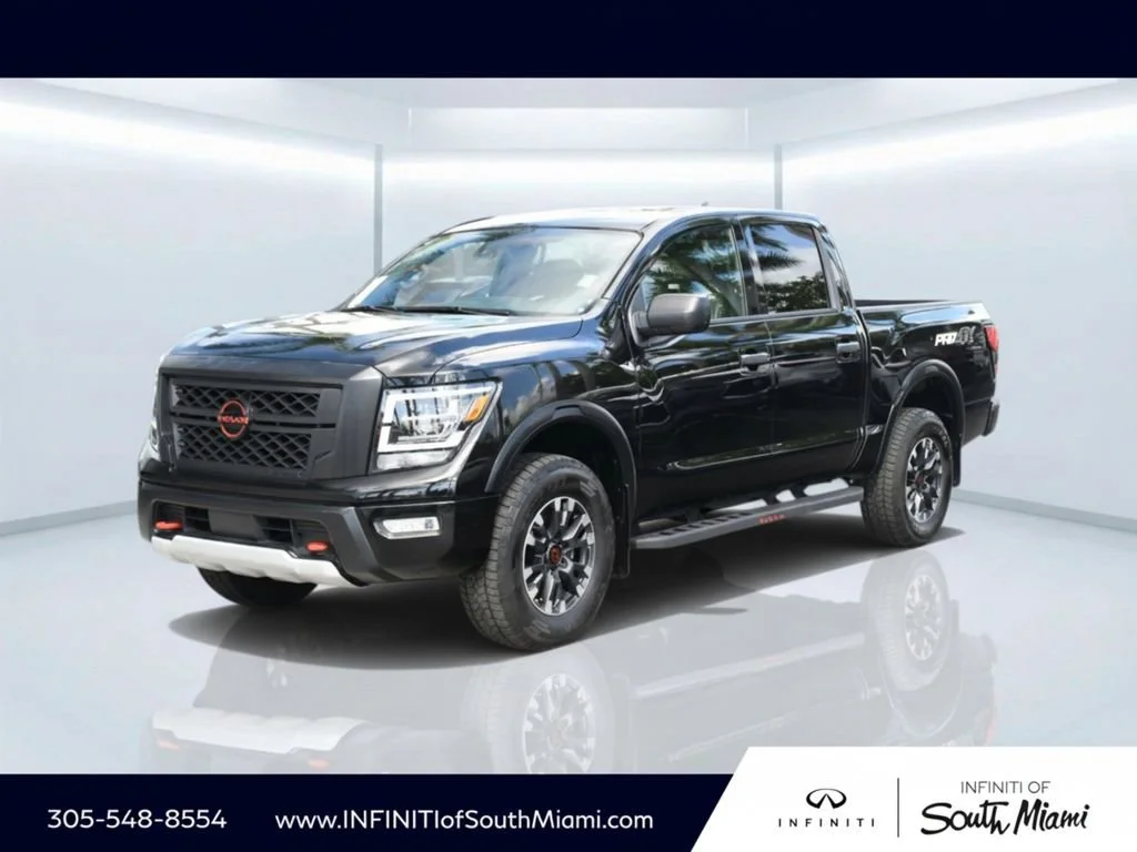 2024 Nissan Titan PRO-4X 4X4 Crew Cab's photo