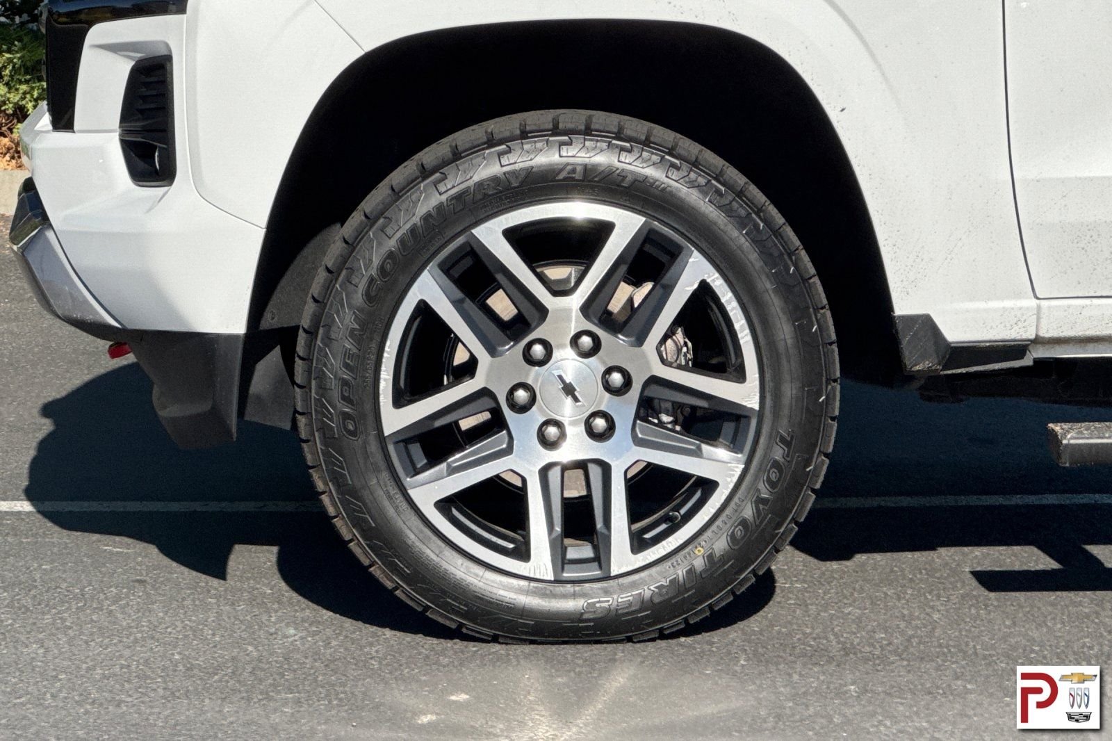 Used 2024 White Chevrolet Z71 image 30