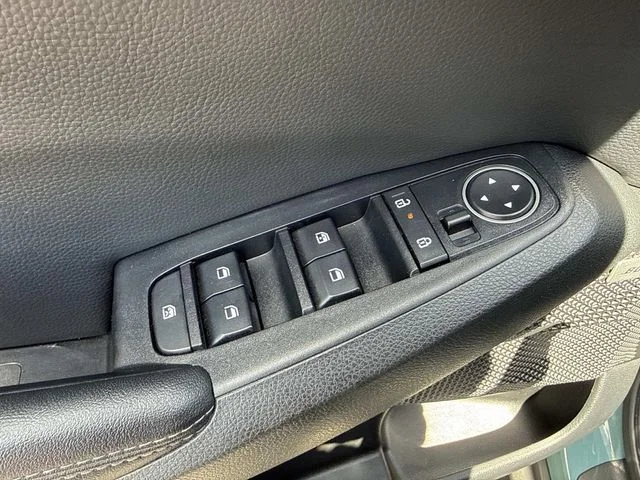 Used 2024 Blue Kia SX image 23