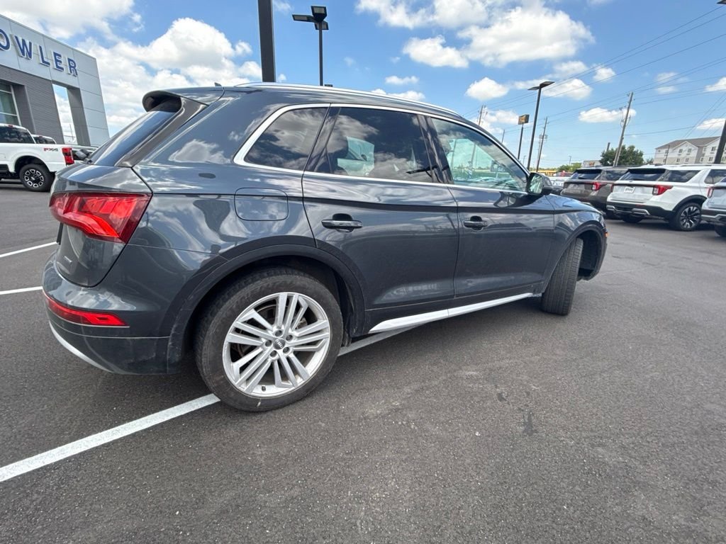 Used 2019 Manhattan Gray Metallic Audi 2.0T Premium Plus image 4