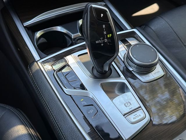 Used 2019 Black BMW 740i image 33