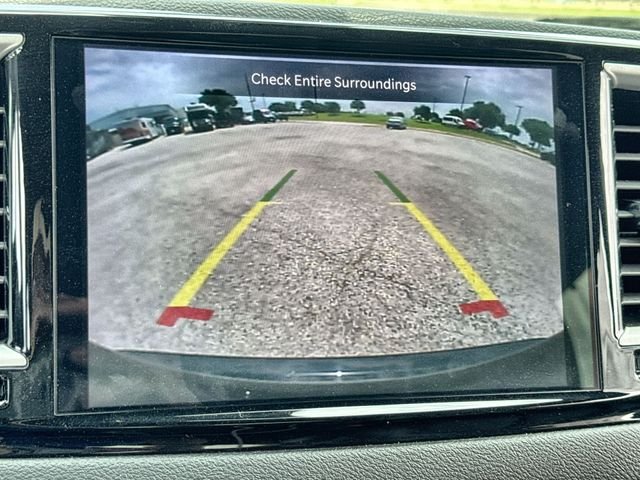 Used 2025 Black Chrysler Select image 17