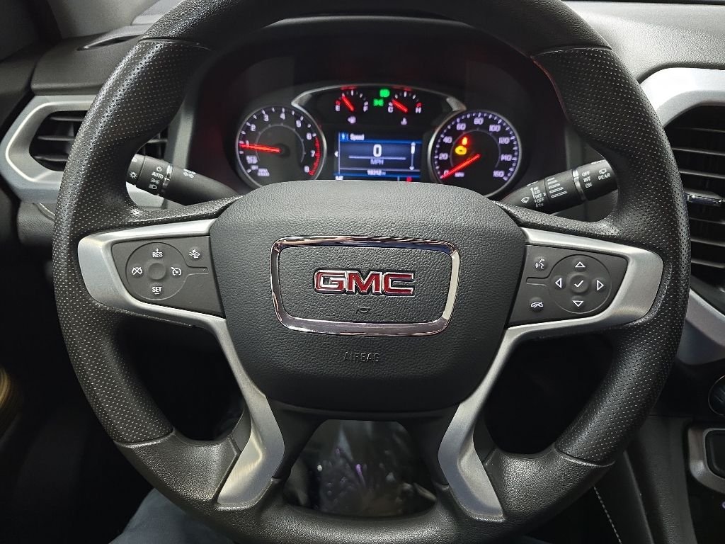 Used 2023 White GMC SLE image 19
