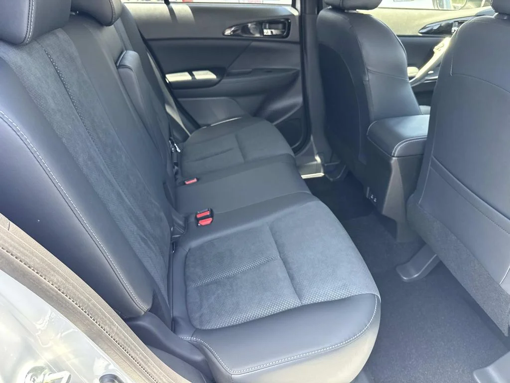 New 2026 White Mitsubishi SE 1.5T S-AWC image 30