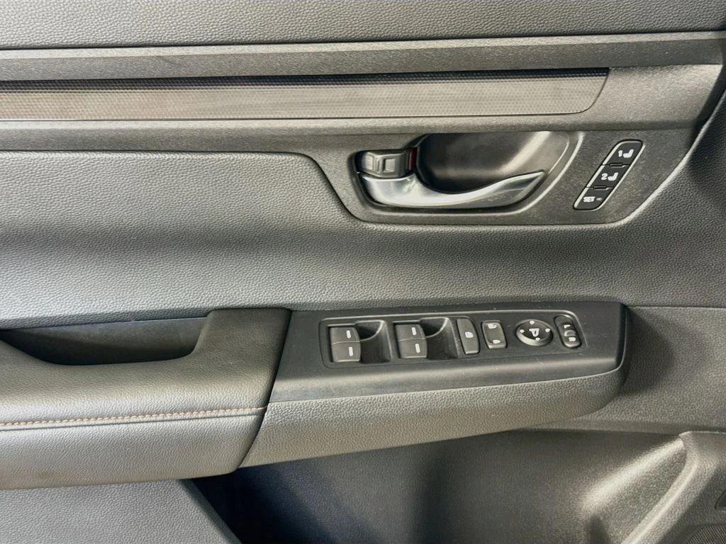Used 2025 Gray Honda Sport-L image 17