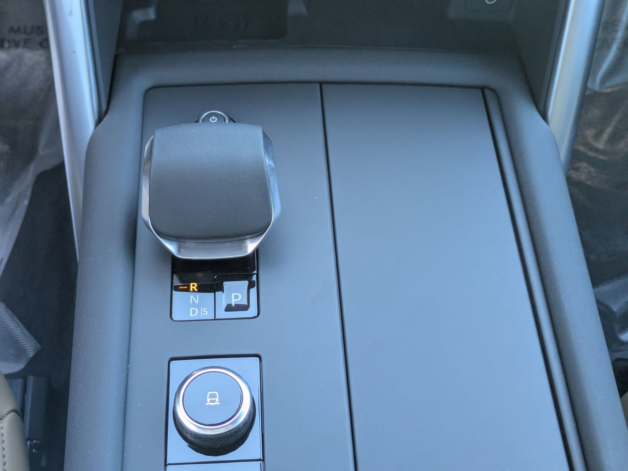 New 2026 Carpathian Grey Land Rover Gemini Edition image 22