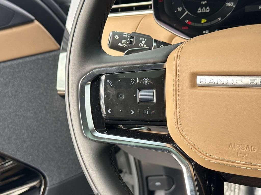 New 2026 Fuji White Land Rover SE image 7