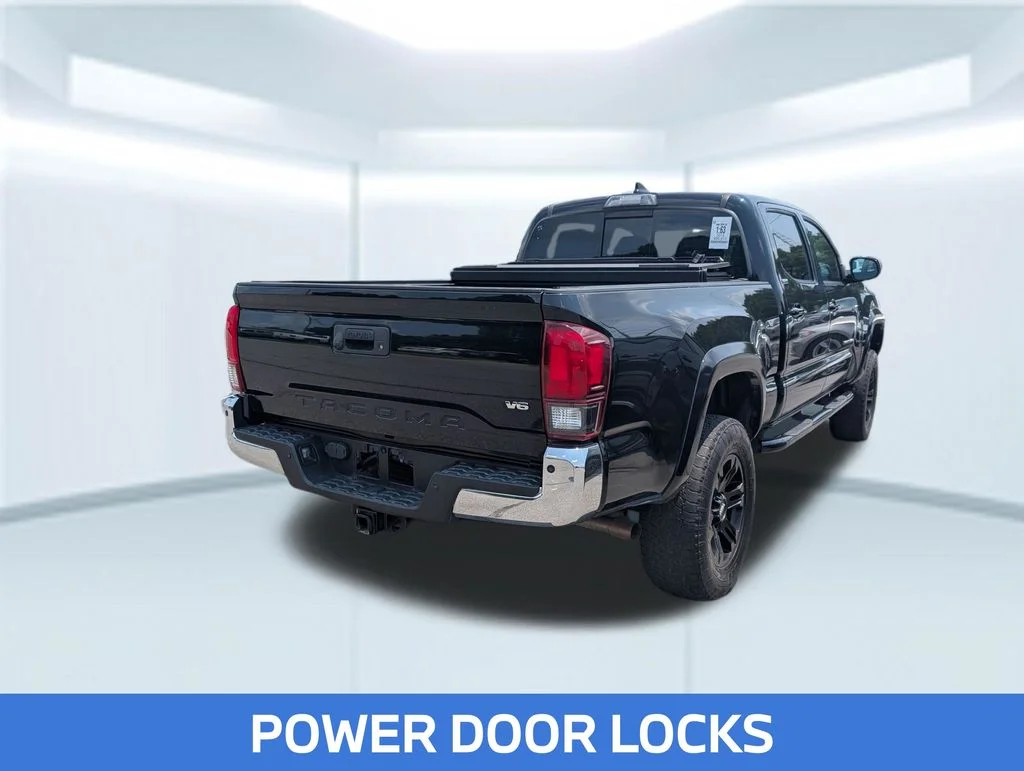 Used 2019 Black Toyota SR5 image 5