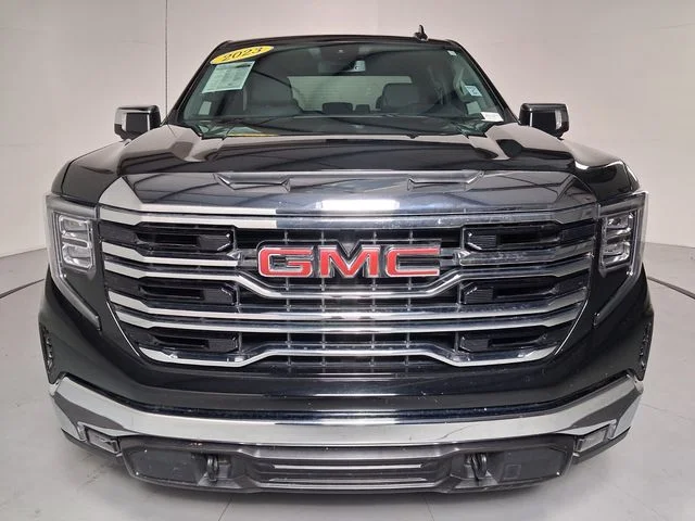 Used 2023 Black GMC SLT image 8