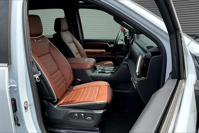 New 2026 Glacier White Tricoat GMC Denali Ultimate image 11