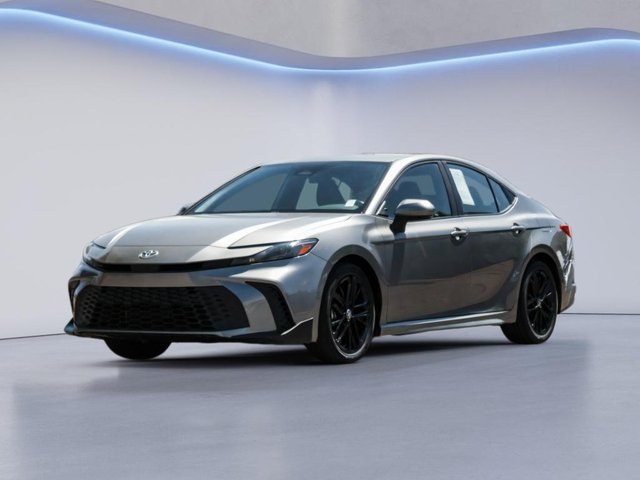 2025 Toyota Camry Hybrid SE