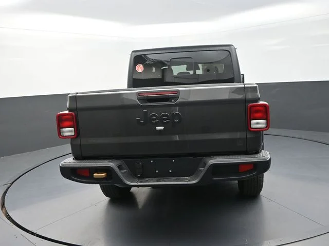 New 2026 Granite Crystal Metallic Clear-Coat Exterior Paint Jeep 85th Anniversary Edition image 8