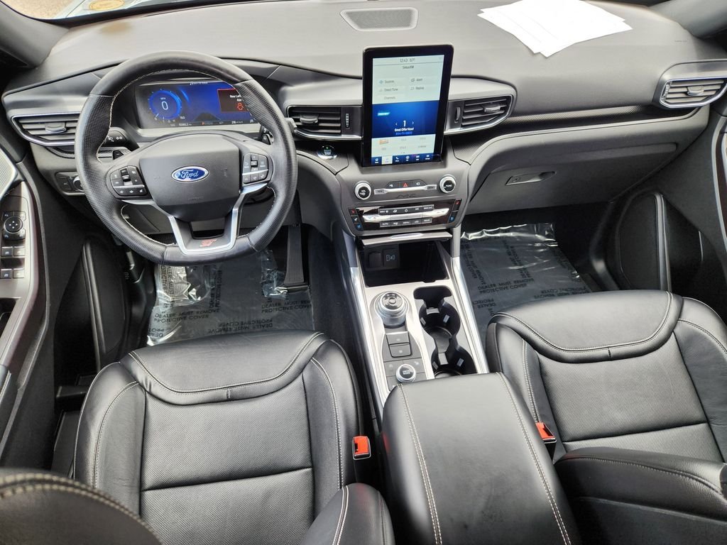 Used 2020 Silver Ford ST image 25