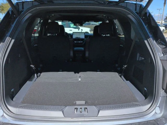 New 2026 Carbonized Gray Metallic Ford Platinum™ image 13