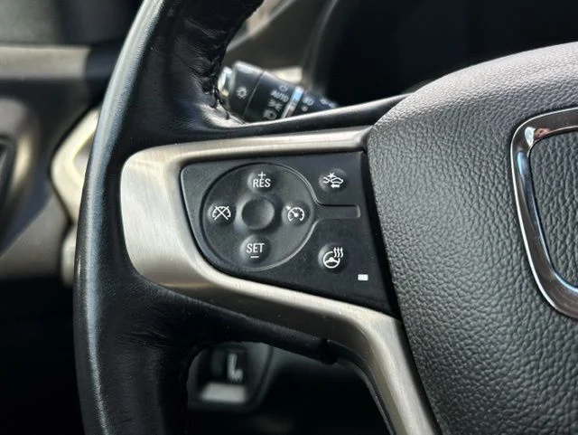 Used 2019 Blue GMC Denali image 44