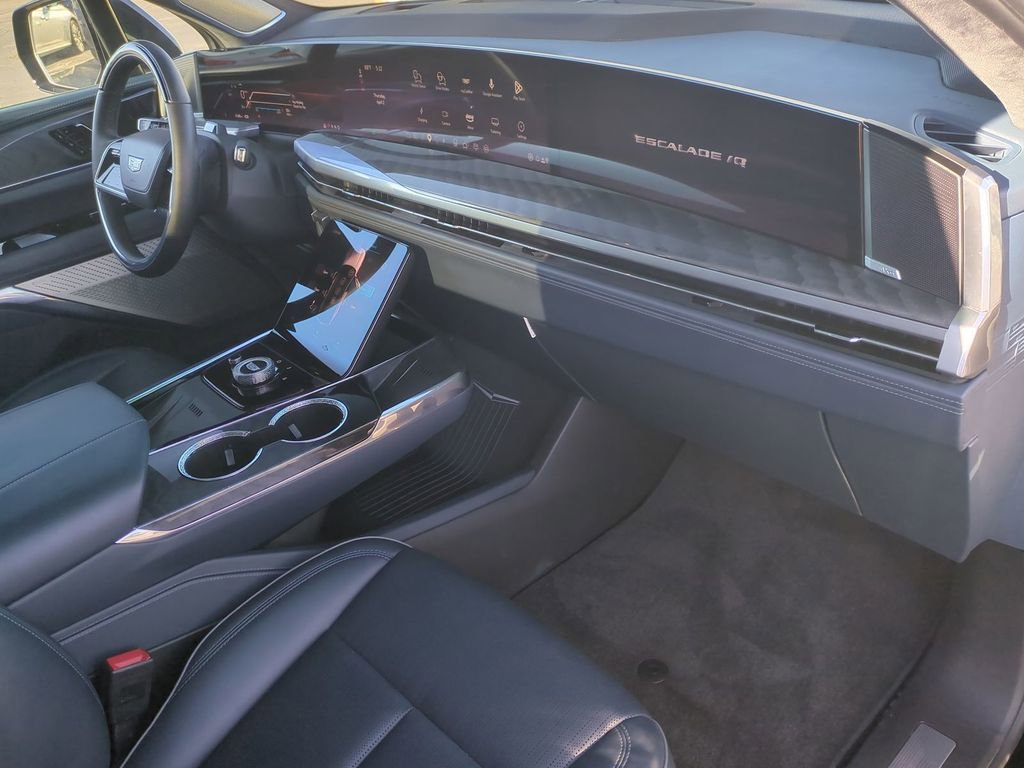 2025 Cadillac Escalade IQ Sport 2 - Photo 38