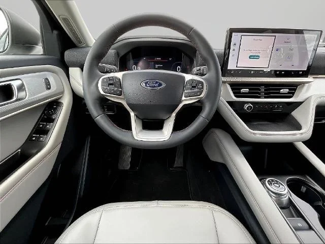 New 2026 Star White Metallic Tri-Coat Ford Active image 58