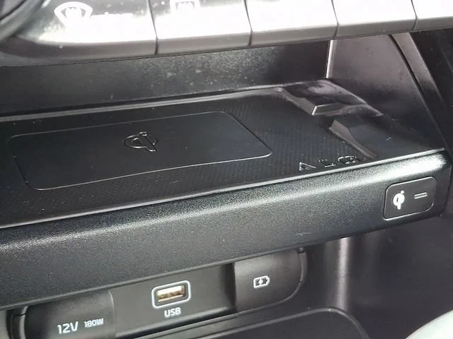 Used 2024 Black Kia GT-Line image 27