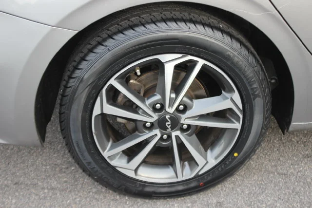 Used 2024 Gray Kia LXS image 33