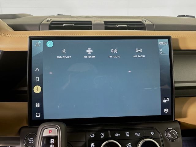 2026 Land Rover Defender V8 - Photo 15