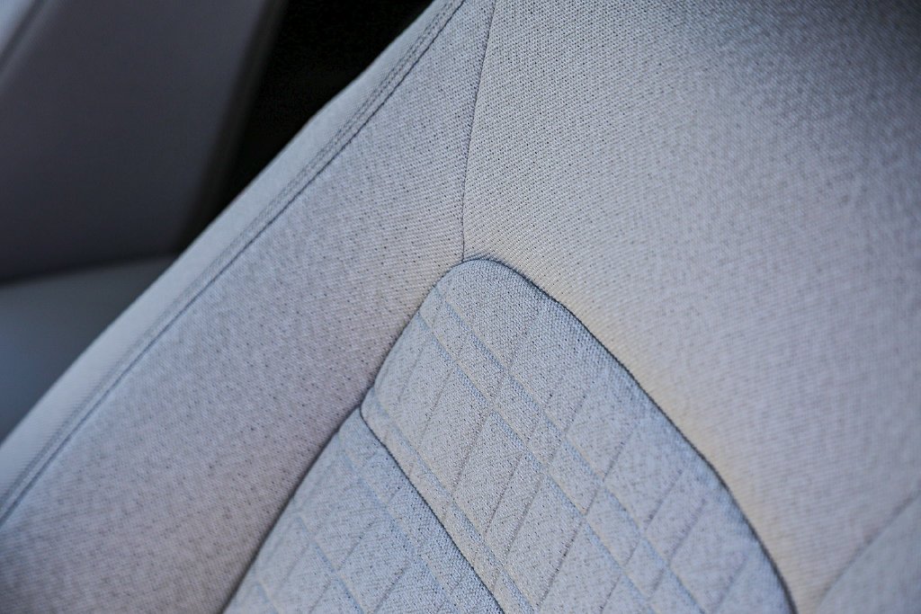 New 2027 Platinum White Pearl Honda LX image 25