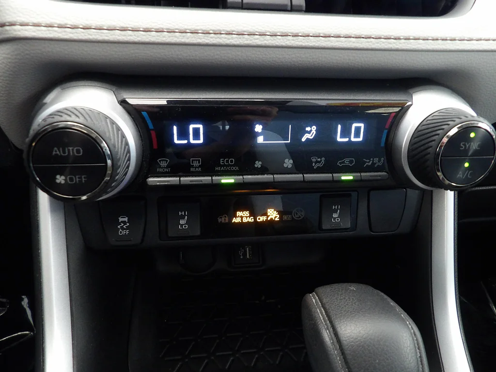 Used 2023 Midnight Black Metallic Toyota XLE image 33
