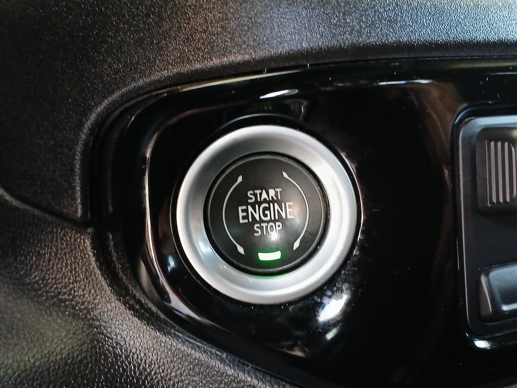 Used 2022 Black Chevrolet LT image 17