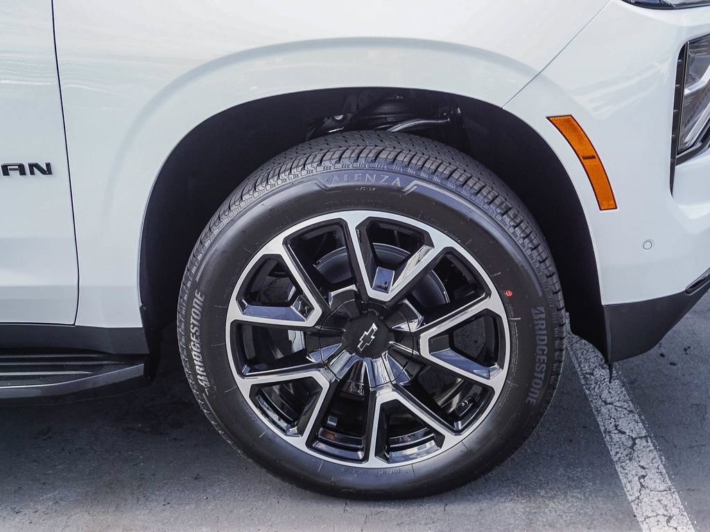 2026 Chevrolet Suburban RST - Photo 9
