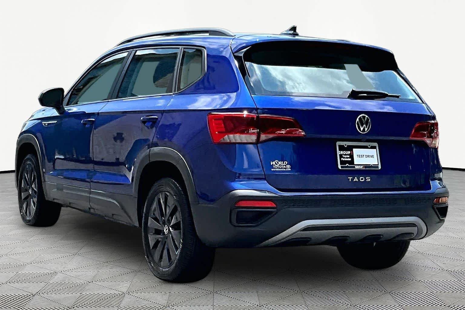 Used 2024 Dusk Blue Metallic Volkswagen S image 12