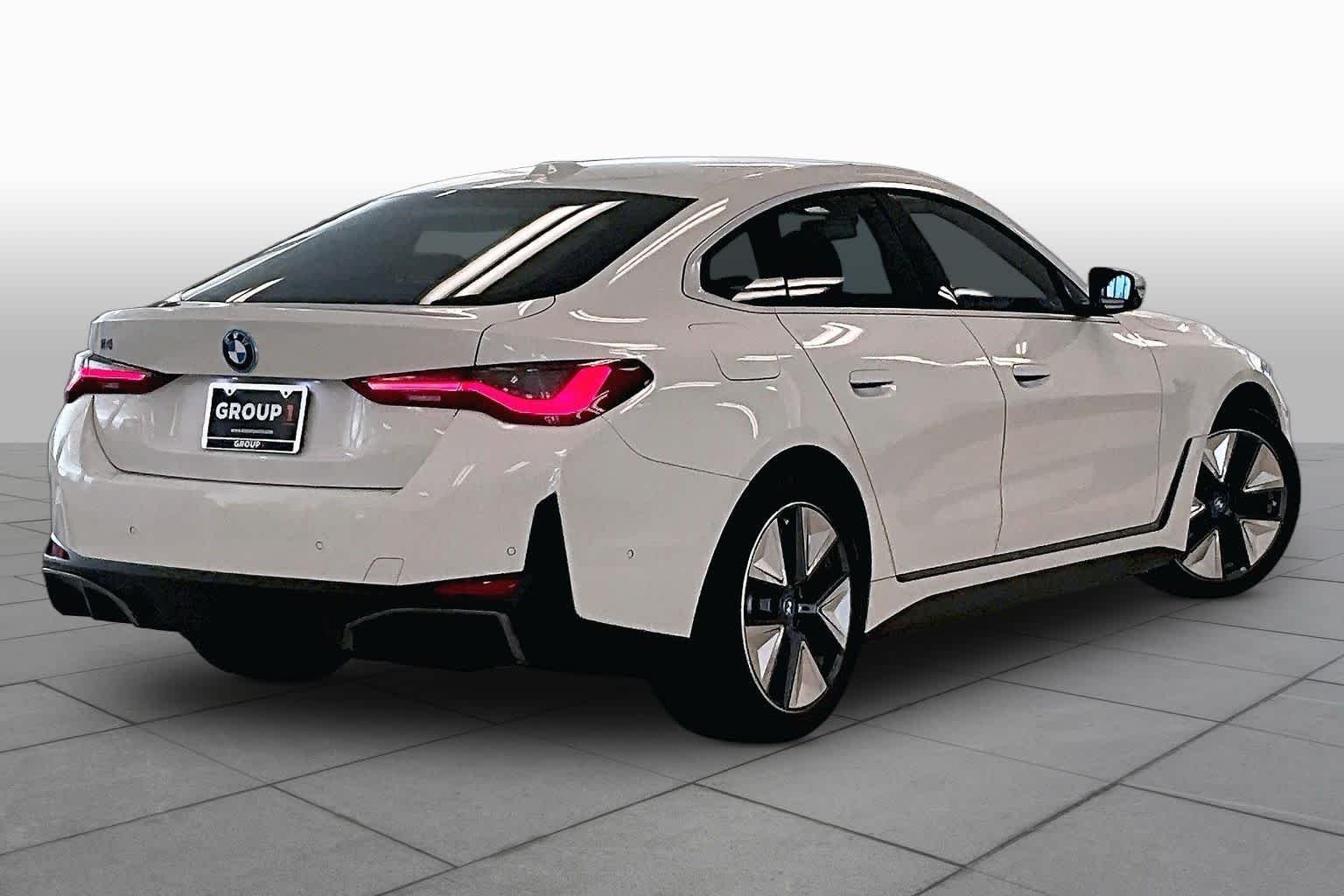 Used 2024 Alpine White BMW eDrive40 image 11