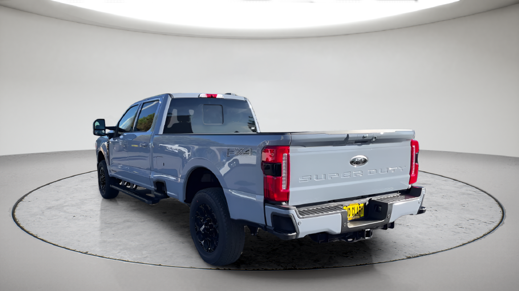 New 2026 Glacier Gray Metallic Tri-Coat Ford F-350® Lariat® image 9