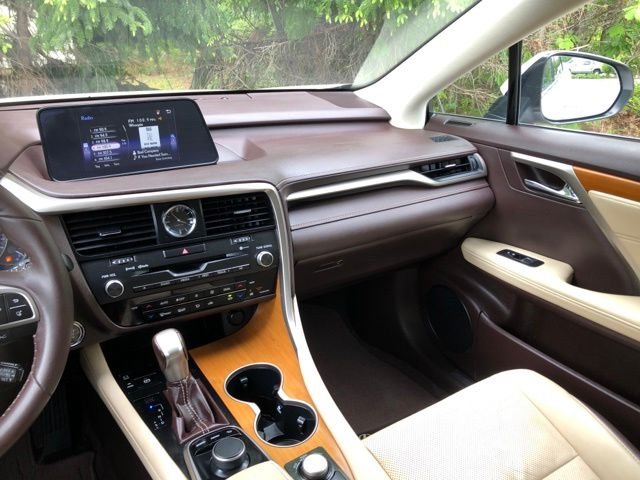 Used 2019 White Lexus 350 image 36