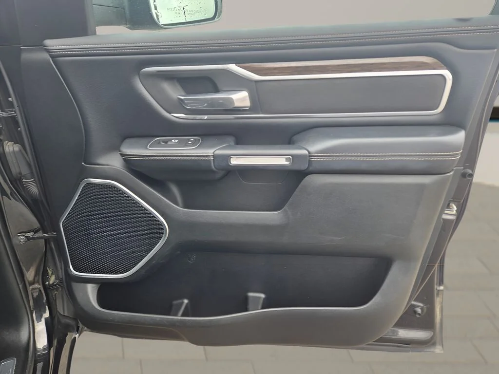 Certified Used 2020 Black Ram Laramie image 10
