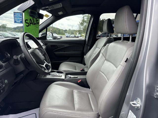 Used 2023 Lunar Silver Metallic Honda EX-L image 22