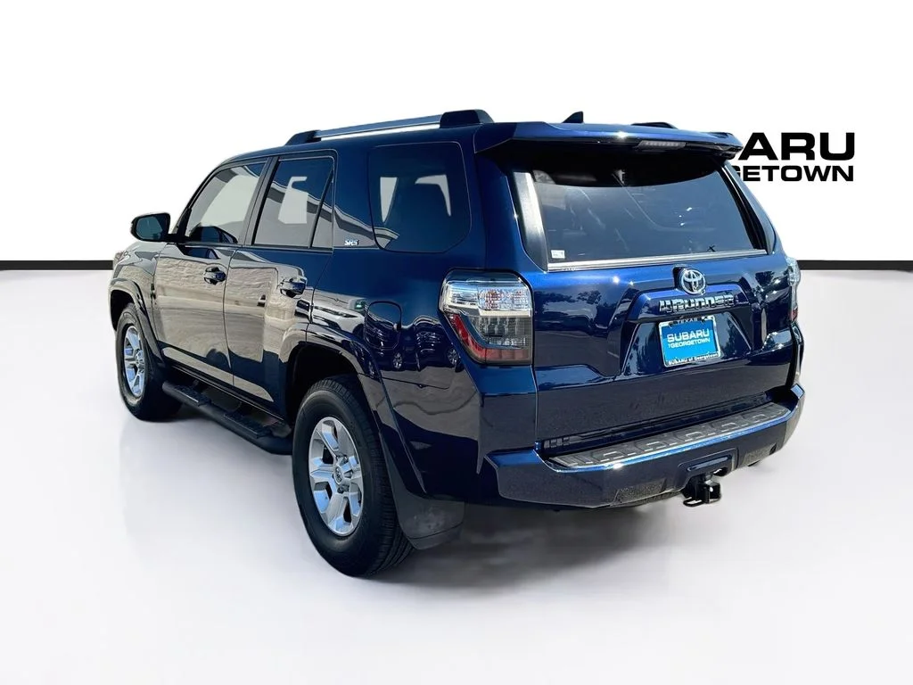 Used 2020 Blue Toyota SR5 Premium image 5