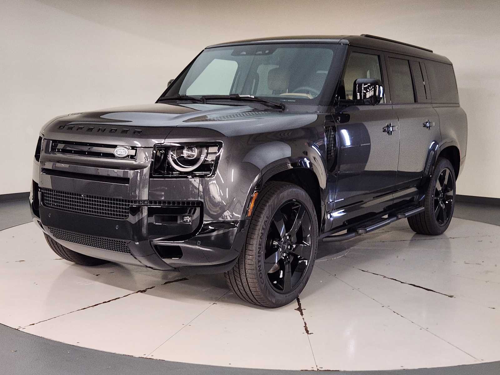 2026 Land Rover Defender X-Dynamic SE