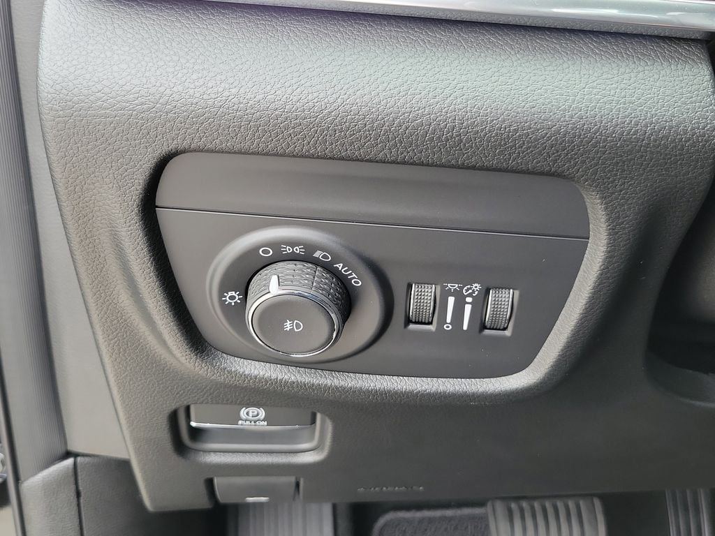 2025 Jeep Grand Cherokee L Summit - Photo 29