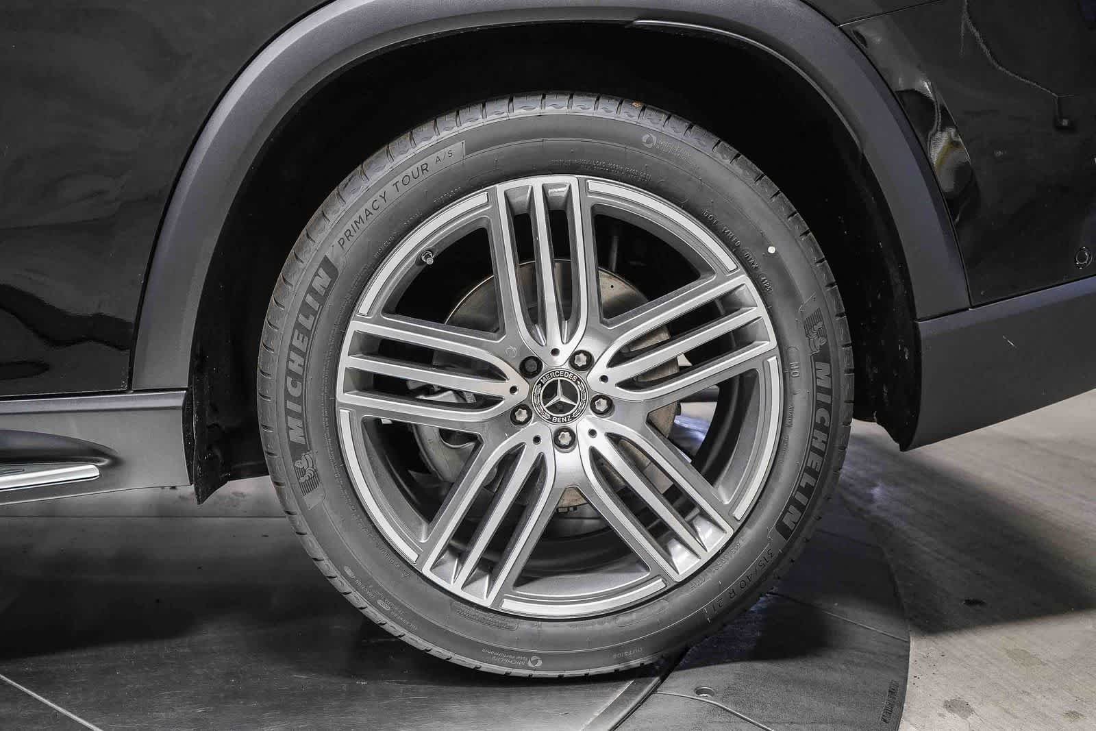 New 2026 Black Mercedes-Benz GLS 450 image 38